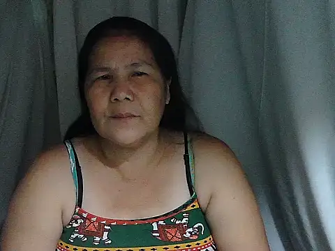 Snapshot of milagrose_rose chatting on April 10, 2026, 1:38 pm milagrose rose online show from April 10, 2026, 1:38 pm