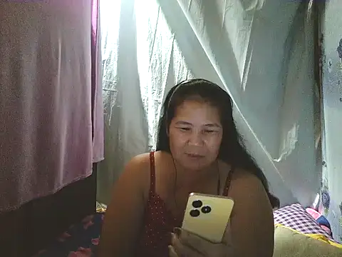 Snapshot of milagrose_rose chatting on May 29, 2026, 10:19 pm milagrose rose online show from May 29, 2026, 10:19 pm