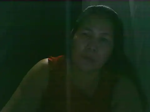 Snapshot of milagrose_rose chatting on June 4, 2026, 12:00 pm milagrose rose online show from June 4, 2026, 12:00 pm