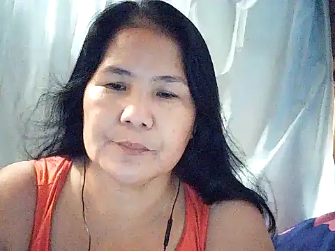 Snapshot of milagrose_rose chatting on June 10, 2026, 12:11 am milagrose rose online show from June 10, 2026, 12:11 am