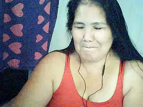 Snapshot of milagrose_rose chatting on June 11, 2026, 1:49 am milagrose rose online show from June 11, 2026, 1:49 am