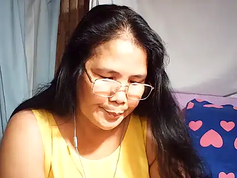 Snapshot of milagrose_rose chatting on July 12, 2026, 6:04 am milagrose rose online show from July 12, 2026, 6:04 am