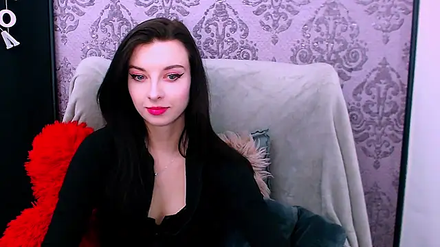 Snapshot of DominantLuna chatting on March 17, 2026, 8:23 pm DominantLuna online show from March 17, 2026, 8:23 pm