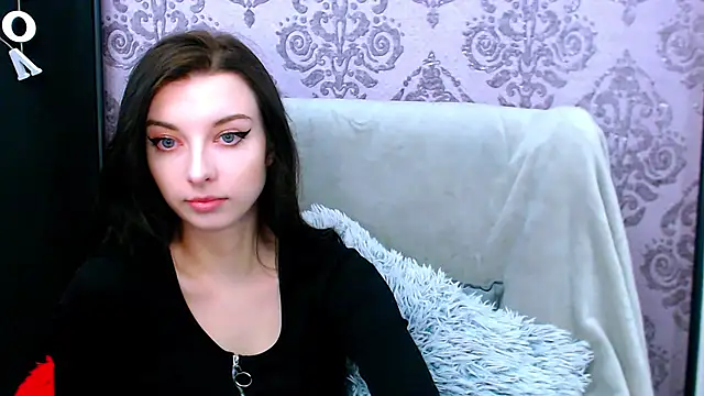 Snapshot of DominantLuna chatting on March 30, 2026, 7:26 pm DominantLuna online show from March 30, 2026, 7:26 pm
