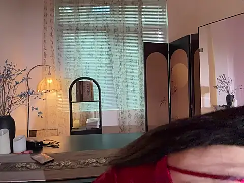 xiaowan x online show from November 5, 2025, 7:52 am