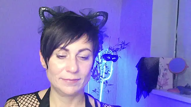 Snapshot of Ashley_Brookss chatting on November 15, 2025, 11:21 pm Ashley Brookss online show from November 15, 2025, 11:21 pm