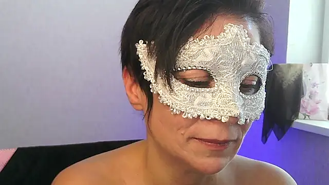 Snapshot of Ashley_Brookss chatting on November 16, 2025, 11:27 am Ashley Brookss online show from November 16, 2025, 11:27 am