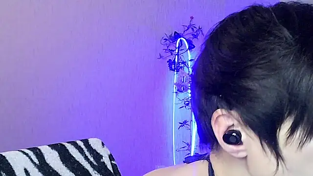 Snapshot of Ashley_Brookss chatting on November 27, 2025, 3:36 pm Ashley Brookss online show from November 27, 2025, 3:36 pm