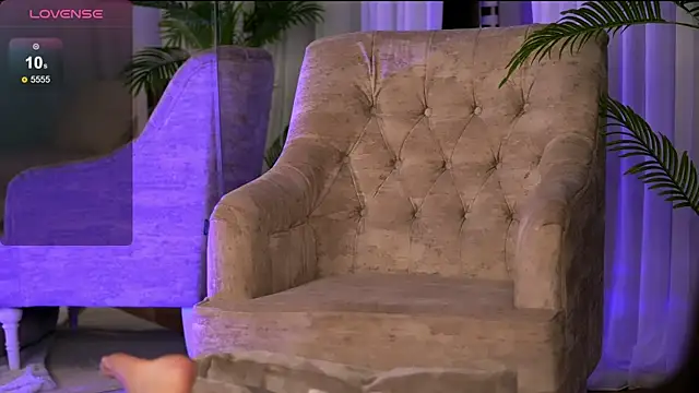 Snapshot of ErisVesper chatting on November 6, 2025, 3:40 am ErisVesper online show from November 6, 2025, 3:40 am