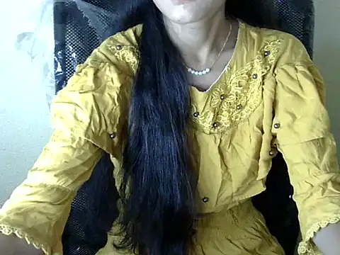 Snapshot of Shazi_1 chatting on December 2, 2025, 5:02 am Shazi 1 online show from December 2, 2025, 5:02 am