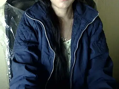 Snapshot of Shazi_1 chatting on December 18, 2025, 5:19 pm Shazi 1 online show from December 18, 2025, 5:19 pm