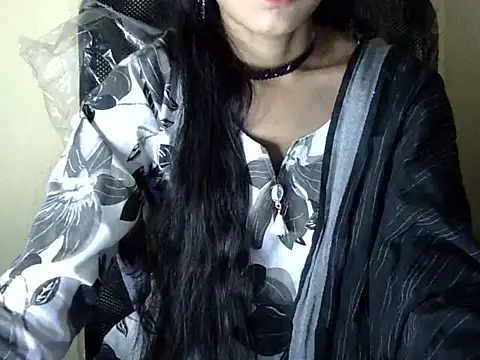 Snapshot of Shazi_1 chatting on December 21, 2025, 4:58 pm Shazi 1 online show from December 21, 2025, 4:58 pm