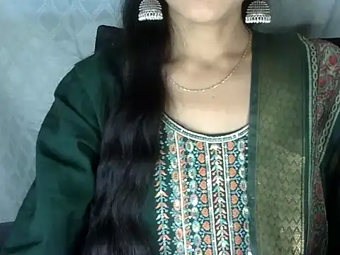 Snapshot of Shazi_1 chatting on February 10, 2026, 4:11 pm Shazi 1 online show from February 10, 2026, 4:11 pm