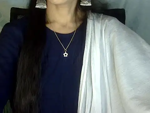 Snapshot of Shazi_1 chatting on March 4, 2026, 3:07 pm Shazi 1 online show from March 4, 2026, 3:07 pm