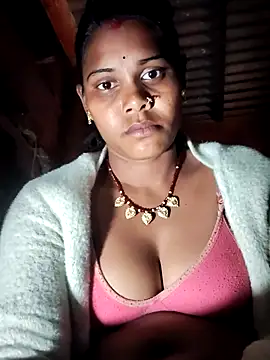 Snapshot of Katrina_kaif143 chatting on January 13, 2026, 8:19 am Katrina kaif143 online show from January 13, 2026, 8:19 am