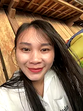Snapshot of Ami-mi00 chatting on October 10, 2025, 4:33 am Ami-mi00 online show from October 10, 2025, 4:33 am