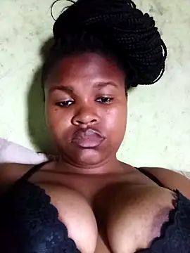 Snapshot of YourGehl_Nocy chatting on September 30, 2025, 8:19 am YourGehl Nocy online show from September 30, 2025, 8:19 am