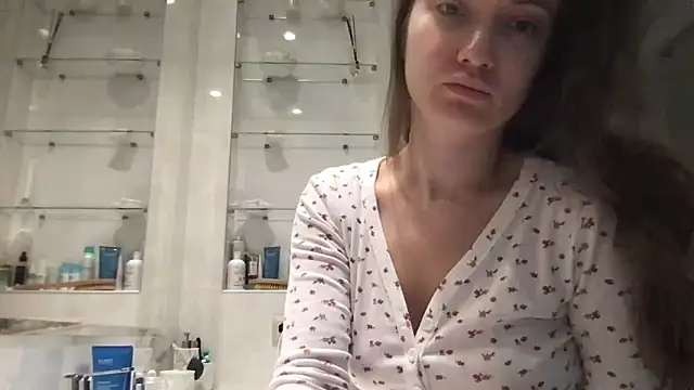 Snapshot of Justamanda1 chatting on October 1, 2025, 12:11 pm Justamanda1 online show from October 1, 2025, 12:11 pm
