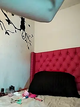 Valentina Squirt- online show from November 12, 2025, 9:10 am