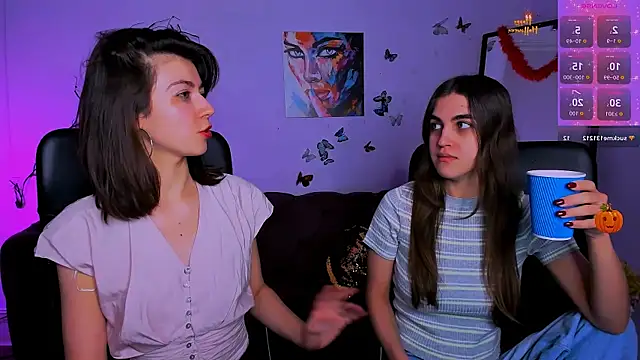 Snapshot of lina_fox12 chatting on December 22, 2025, 1:30 pm lina fox12 online show from December 22, 2025, 1:30 pm