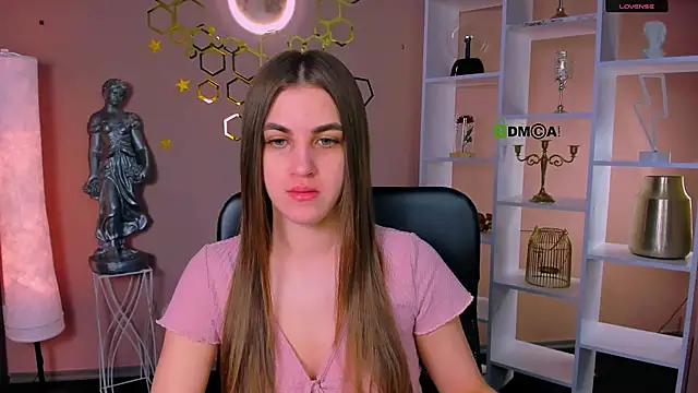 Snapshot of lina_fox12 chatting on June 16, 2026, 11:24 am lina fox12 online show from June 16, 2026, 11:24 am