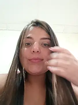 EmiilySttone online show from December 16, 2025, 2:44 pm