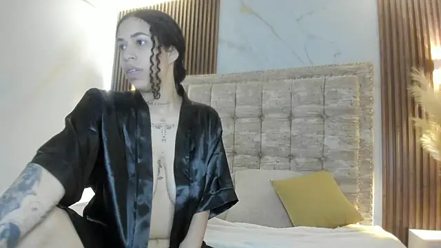 Snapshot of Annie_roselle chatting on February 8, 2026, 12:30 pm Annie roselle online show from February 8, 2026, 12:30 pm