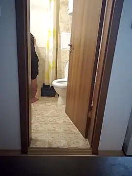 Snapshot of afhjjnvc chatting on October 9, 2025, 10:35 am afhjjnvc online show from October 9, 2025, 10:35 am