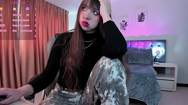 Snapshot of Scarlett__Cooper__ chatting on February 5, 2026, 12:43 pm Scarlett Cooper online show from February 5, 2026, 12:43 pm