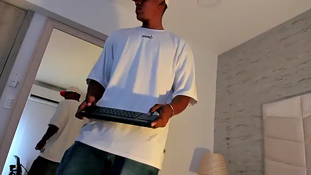 Snapshot of jax_black chatting on February 3, 2026, 8:03 pm jax black online show from February 3, 2026, 8:03 pm