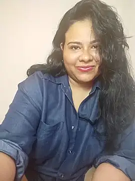 Snapshot of Tania_cruz_ chatting on October 24, 2025, 3:58 am Tania cruz online show from October 24, 2025, 3:58 am