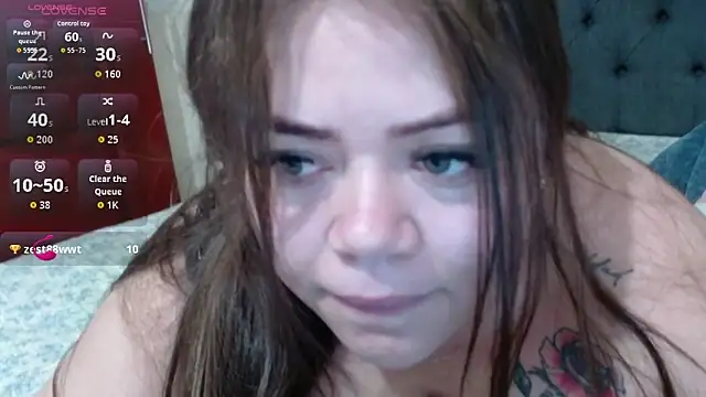 Snapshot of Michellx_hot2 chatting on November 5, 2025, 11:32 am Michellx hot2 online show from November 5, 2025, 11:32 am