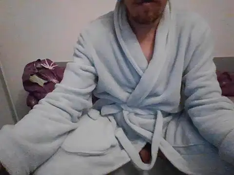 Snapshot of honzinka83 chatting on October 22, 2025, 2:28 pm honzinka83 online show from October 22, 2025, 2:28 pm