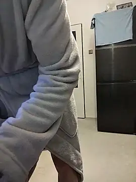 Snapshot of honzinka83 chatting on February 6, 2026, 4:54 pm honzinka83 online show from February 6, 2026, 4:54 pm