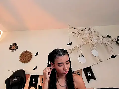 Snapshot of cloe_taylor__ chatting on October 8, 2025, 3:15 am cloe taylor online show from October 8, 2025, 3:15 am