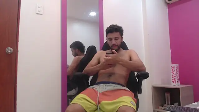 Snapshot of Juan_FelipeX01 chatting on November 8, 2025, 4:40 pm Juan FelipeX01 online show from November 8, 2025, 4:40 pm