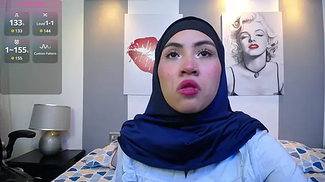 Neesha   online show from November 12, 2025, 7:46 pm