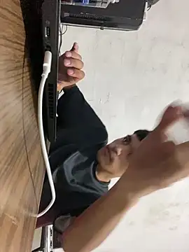 Snapshot of feetbooy chatting on November 29, 2025, 11:52 pm feetbooy online show from November 29, 2025, 11:52 pm