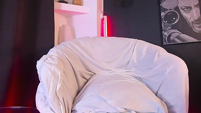 cloemorningstar online show from December 19, 2025, 8:05 pm