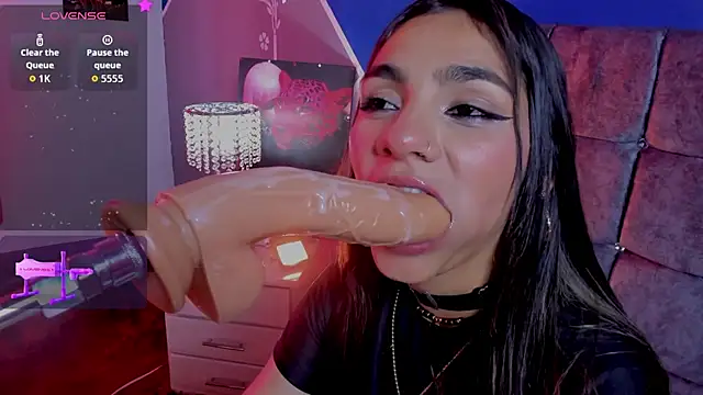 Snapshot of susi_hot13 chatting on February 21, 2026, 8:54 pm susi hot13 online show from February 21, 2026, 8:54 pm