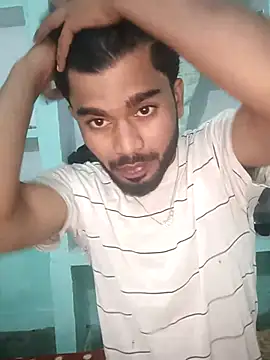 Snapshot of Hotraj24 chatting on November 27, 2025, 7:21 am Hotraj24 online show from November 27, 2025, 7:21 am