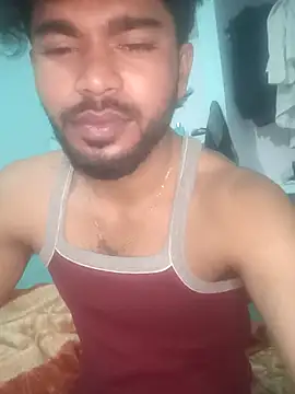 Snapshot of Hotraj24 chatting on February 4, 2026, 11:42 pm Hotraj24 online show from February 4, 2026, 11:42 pm