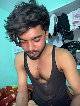 Snapshot of Hotraj24 chatting on February 15, 2026, 6:59 pm Hotraj24 online show from February 15, 2026, 6:59 pm