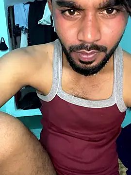 Snapshot of Hotraj24 chatting on March 5, 2026, 8:27 pm Hotraj24 online show from March 5, 2026, 8:27 pm