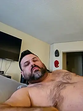 Roddog18 online show from November 30, 2025, 4:44 pm