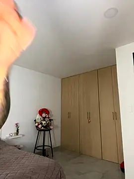 Snapshot of Zoe_riivas chatting on October 19, 2025, 10:32 pm Zoe riivas online show from October 19, 2025, 10:32 pm