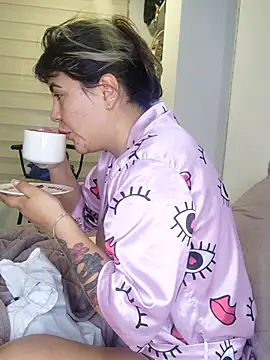 Snapshot of Zoe_riivas chatting on November 20, 2025, 10:04 am Zoe riivas online show from November 20, 2025, 10:04 am