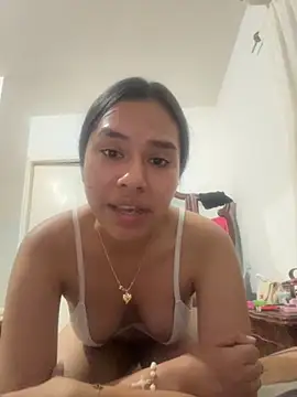 Snapshot of Brianna_bunny05 chatting on November 14, 2025, 5:28 am Brianna bunny05 online show from November 14, 2025, 5:28 am