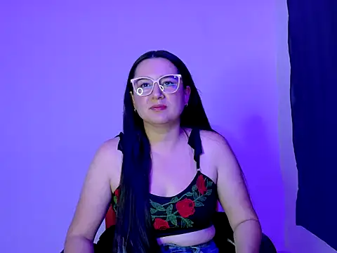 Snapshot of Dulce_fire chatting on October 8, 2025, 2:20 am Dulce fire online show from October 8, 2025, 2:20 am