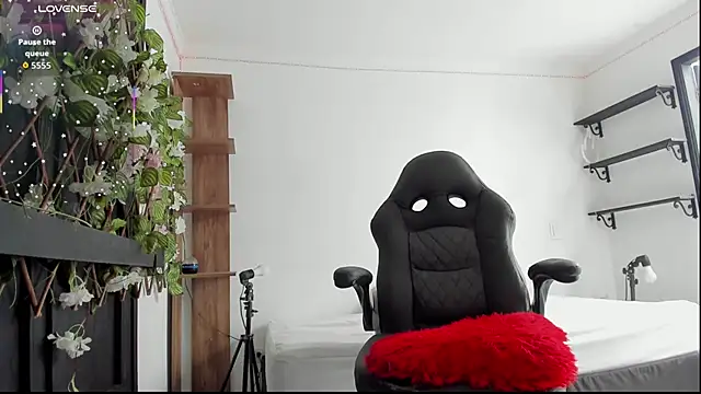 Kora Red69 online show from April 13, 2026, 2:22 pm